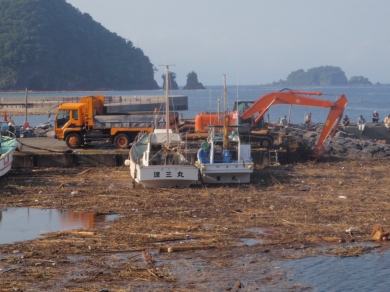 平成22年 台風災害(川奈港流木)